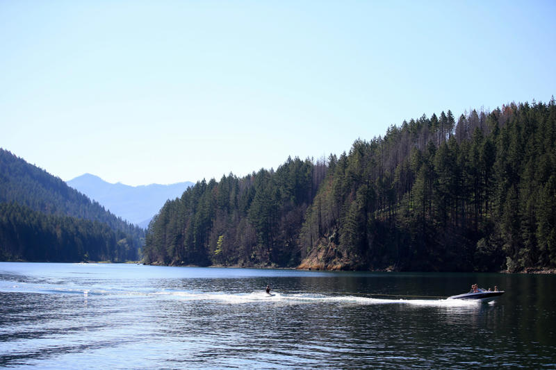 Closer to Salem, North Santiam County Park, Little North Fork Park, Bear Creek Park, Little North Santiam swimming holes , Quartzville Creek , Spong's Landing County Park, Scotts Mills Falls , Larwood Covered Bridge Wayside , Foster Lake , Detroit Lake, Breitenbush Road 46, Mount Jefferson Wilderness lakes, Santiam Pass lakes, McDowell Creek Falls County Park, River Bend County Park, Cascadia County Park , Trout Creek/Yukwah/House Rock campgrounds, Closer to Eugene, Triangle Lake waterslides , Coastal Lakes: Cleawox, Woahink, Loon, Siltcoos , Hayden Bridge County Boat Landing, Fall Creek, Dorena Lake, Dexter Reservoir, Row River (Wildwood Falls) , Odell and Crescent lakes , Blue River and Cougar reservoirs , Salmon Creek Falls Day Use Area, Fern Ridge Reservoir , Northern Willamette Valley / Portland area, Big Eddy Picnic Site , Clackamas River swimming spots, Three Bears Recreation Site , Lewis and Clark State Recreation Site 