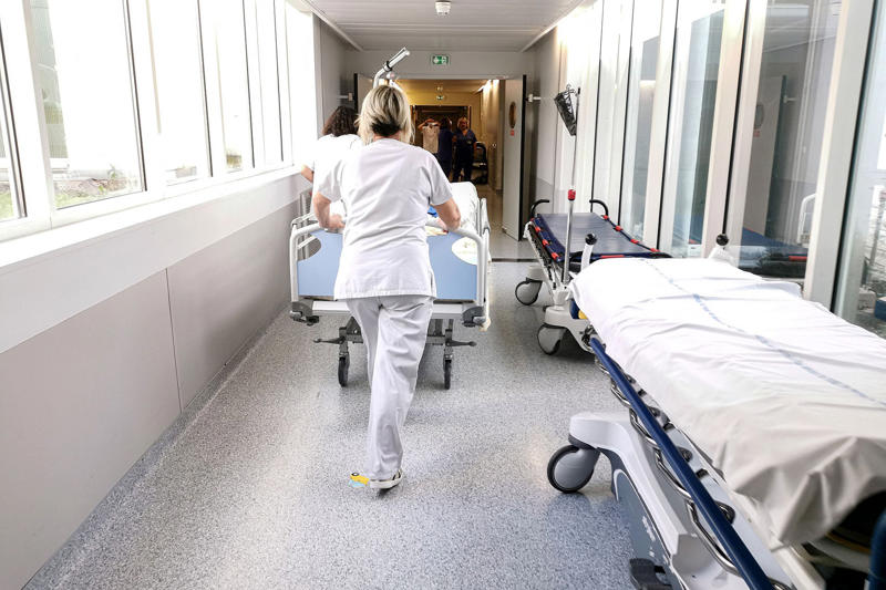 Arrested doctors A growing threat, A 2024 study forecasted 39 million deaths by 2050, Recent aid cuts are to blame, Aid cuts in line with the most pessimistic scenario, An economic burden, Almost 6 billion a year, Shrinking workforce, An urgent need to invest in tackling superbugs, Policy changes