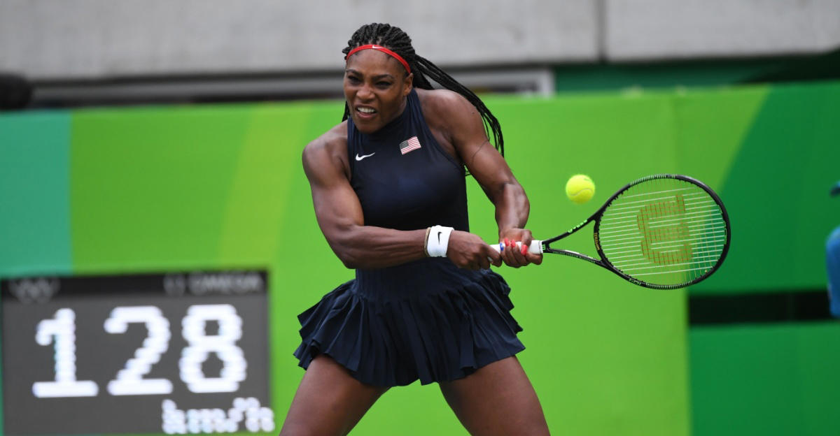 The 10 Greatest Female Tennis Players of All Time 10. Martina Hingis, 9. Justine Henin, 7. Billie Jean King, 6. Monica Seles, 5. Chris Evert, 3. Martina Navratilova, 2. Steffi Graf