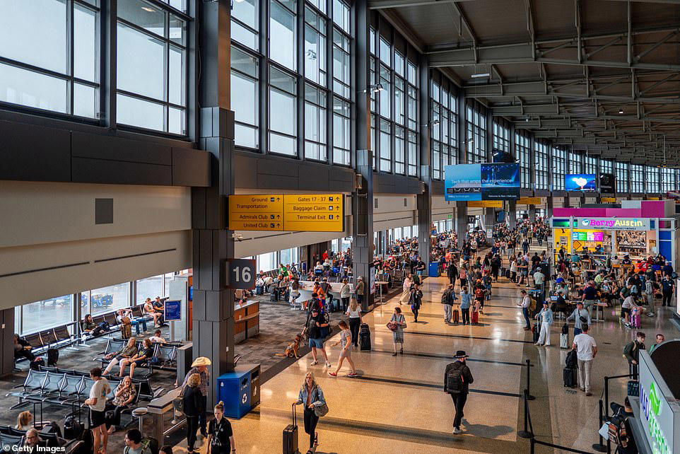 1. Tampa International Airport – Florida, 2. Phoenix Sky Harbor International Airport – Arizona, 3. Minneapolis-Saint Paul International Airport – Minnesota, 4. San Francisco International Airport – California, 5. Hartsfield-Jackson Atlanta International Airport – Georgia, 6. Orlando International Airport – Florida, 7. Austin-Bergstrom International Airport – Texas, 8. Baltimore/Washington International Thurgood Marshall Airport – Maryland, 9. Detroit Metropolitan Wayne County Airport – Michigan, 10. Dallas-Fort Worth International Airport – Texas