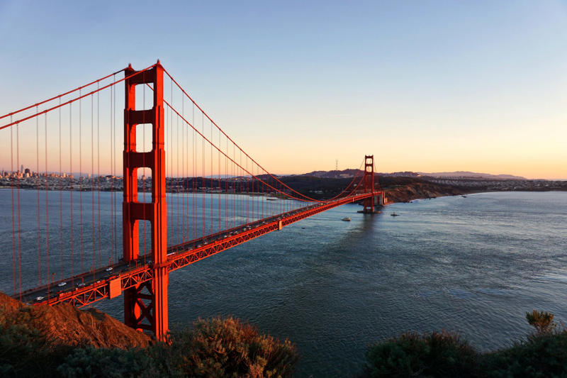 From California to New York Island, 50 US states, Alabama and the Mardi Gras, Alaska is huge!, Snow in Arizona, Shine on, Arkansas, California is in the money, High in Colorado, Periscope down, Connecticut, Delaware, incorporated, Old Florida, Georgia's biggest city picks a name, Hawaii is an isolated paradise, My own private Idaho, Illinois and Abraham Lincoln, Indiana is the Crossroads of America, Educated Iowa, Kansas is literal Middle America, Dry Kentucky, Louisiana and French roots, Maine is the lobster state, Royal Maryland, Massachusetts First, Michigan and The Great Lakes, Minnesota and The Mall of America, Flower of Mississippi, Missouri is The Show Me State, Montana's Triple Divide, Nebraska's unique unicameral system, Nevada Gold, Revolutionary New Hampshire, Metropolitan New Jersey, Atomic New Mexico, New York loves pizza, North Carolina takes a flight, Friendly North Dakota, Ohio's unique flag, Oklahoma and tornadoes, Ghostly Oregon, Pennsylvania's most famous rodent, Tiny Rhode Island, South Carolina and the hottest pepper, South Dakota is more than Mount Rushmore, Tennessee's many borders, Everything's bigger in Texas, Salty Utah, The Vermont Republic, Virginia is land of Presidents, Flying saucers over Washington, West Virginia remained loyal to the Union, Wisconsin and typewriter, Wyoming made feminist history