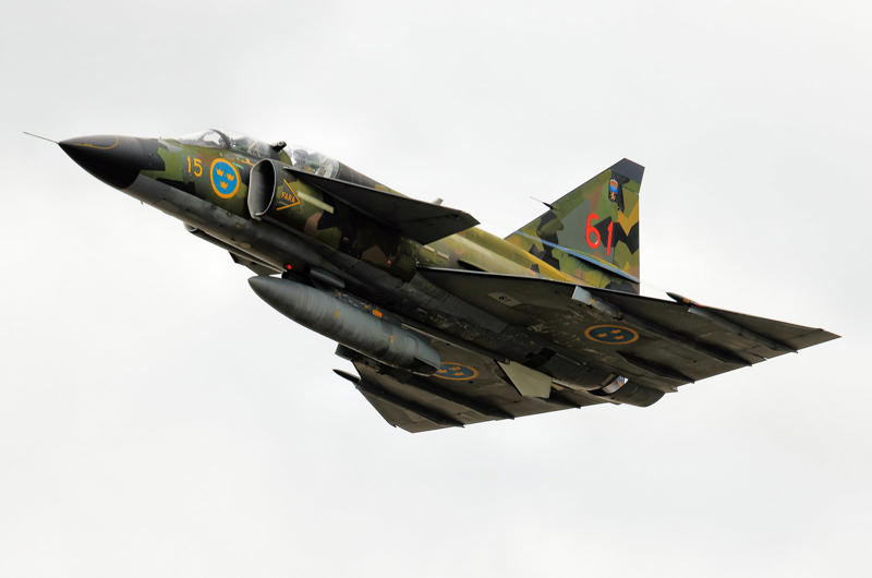 8: Swedish splinter 10: Reconnaissance Spitfires, 9: Mean and green?, 8: Swedish splinter, 7: Fake cockpits, 6: Fake cockpits, 6: Ferris, 5: Desert, 4: Lockheed Have Blue camouflage, 4: Lockheed Have Blue, 1: Lozenge