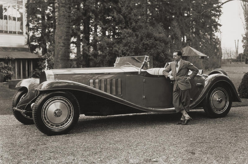 Bugatti Tourbillon: 8.3 litres, Dodge Viper: 8.4 litres, Bugatti Royale: 12.7 litres, Weineck Cobra: 12.8 litres, Pierce-Arrow Model 66 and Peerless Model 60: 13.5 litres, Cadillac Sixteen: 13.6 liters, Scania 730 S: 16.4 litres, Godfather: 16.5 litres, Christie: 19.9 litres, Blitzen Benz: 21.5 litres, Sunbeam 1000hp: 22.4 litres x 2, Golden Arrow: 23.9 litres, Babs: 27.0 litres, Fiat S76: 28.3 litres, Bluebird: 37.0 litres, Packard-Bentley (‘Mavis’): 41.8 litres, Brutus: 46.9 litres, Caterpillar 797F: 106 litres