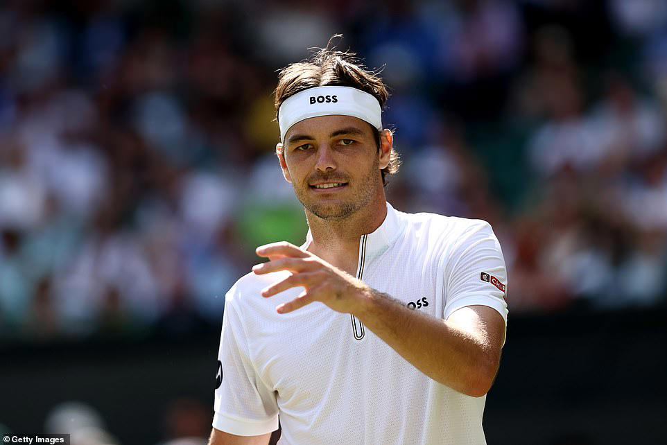 Wimbledon's Centre Court disrupted by emergency and timeouts