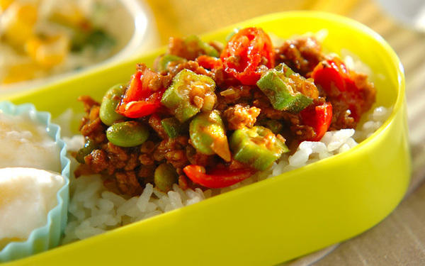 炒めるだけ！ 彩りきれいな夏野菜キーマカレー, 夏野菜のスピードカレー, 和風夏野菜カレー, やみつきスパイシー！ たっぷり夏野菜のスープカレー, メカジキと夏野菜のカレー, 夏野菜ドライカレー