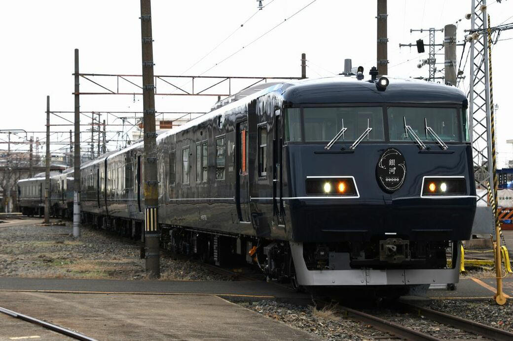 全席がグリーン車個室タイプ, 先輩格はJR西日本「銀河」, 食堂車はないが「食事」はどうなる？, 昼間を走る可能性、そして料金は？, 新たな「夜行列車ブーム」は来るか