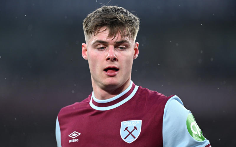 Latest transfer news headlines, Bayern consider Gittens hijack, Arsenal could give up on Sesko, Bayern refusing to give up Williams pursuit, Fenerbahce offer David contract, United table bid for Lunin, Arsenal to wait on Rodrygo, Al Hilal target AC Milan star, Burnley to sign new keeper, Pogba set for Monaco switch, Fulham to profit from Elliot transfer, Brighton target Flamengo full-back, United set Antony asking price, Three way fight for Sancho, Leicester enter manager market, Guehi set to leave Palace, Brighton eye Elliot, Bayern Munich target Martinelli, WSL transfer latest: City sign young phenom, United eye Liverpool star, Liverpool offer Nunez and Chiesa for Osimhen, Szczęsny to extend Barcelona stay, Man United prepare Real Madrid deal, De Bruyne to play a role in Grealish move, Newcastle intensify Elanga interest, Bournemouth hold out for Zabarnyi, Courtois: I want to retire at Real Madrid, Deco speaks on Barcelona transfer to-do list, Arsenal target Brentford star, Liverpool deal 'here we go', Fulham midfielder chooses Everton, Chelsea end interest in Spanish talent, Arsenal striker search hits the rocks, Williams wants to join Barcelona, 'Exploratory talks' over Chelsea striker, Arsenal ready to accelerate Rodrygo move, Guardiola wants to cut Man City squad, Spurs join race for Garnacho, No Chelsea plans over Maignan deal, Arsenal 'agree' first summer deal, Liverpool close in on Guehi deal, Chelsea have new defender target, Arsenal target shock move for PSG star, Fenerbahce table Duran offer, Guehi prepared to see out Palace deal, Chelsea will not renew Maignan interest, Rashford: I'd love to play with Yamal, Atletico chase Digne, PSV offered Ferguson, Sunderland pursue Vanat, City open to Gundogan departure, Quansah to Leverkusen 'done', Fulham eye Palhinha return, Saudi interest rivals Monaco for Pogba, Zubimendi visits London Colney, Carnesecchi a Man Utd target if Onana leaves, Isak an 'unrealistic' target for Liverpool, Juve interested in Sancho, Holmgaard to leave Everton, Real interested, Onana wants to stay at Man United, Palhinha pondering Premier League return, Italian interest in Jackson, Liverpool eye shock Osimhen swap, Wirtz: First conversation with Slot had impact, Semenyo valuation puts off suitors, Antony pushing for summer exit, Andrews in line for Brentford job, Martinez eyes up Man United move, Atletico turn away from Robertson, Galatasaray keen on Gundogan, Arsenal linked with Premier League midfielder, Man United face goalkeeper decision, Nuno handed new Forest contract, Guehi move to Liverpool in doubt, Maresca wants Diomande at Chelsea, Arsenal push on with Hato talks, Chelsea plot Pedro hijack, Arsenal new midfield target, Emi Martinez latest, London City sign Lyon star, PSG submit fresh offer for Zabarnyi, Chelsea told to steer clear of Garnacho, Manchester United plot Ekitike plan, Kudus rumours set to rumble on, Walker-Peters eyed for Spurs return, Liverpool reach Kerkez agreement, Napoli keen on Nunez, Rashford could be set for another loan, Wirtz completes medical!, Update on Liverpool interest in Isak, Four Man United players to be left out of tour, Maresca responds to Madueke rumours, Arsenal sent Zaire-Emery message, Zubimendi arrives in London, Man United make Martinez approach, Kerkez to Liverpool a 'done deal', Quansah to complete Leverkusen move, Chelsea plot Pedro hijack, Kehl reveals Gittens 'conversations', Tottenham make Kudus approach, Gyokeres makes transfer decision