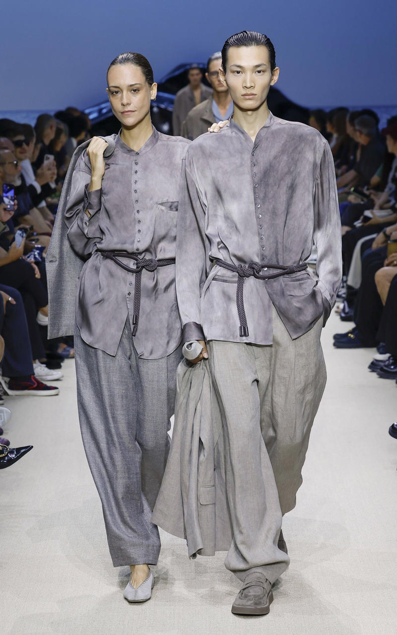 A model wearing an original creation from the spring summer 2026 mens collections from the house of Giorgio Armani Menswear Louis Vuitton, Louis Vuitton Menswear 2025/6, Saint Laurent, Saint Laurent Men's Show 2025/6, Giorgio Armani, Prada by Stephen Doig, Dolce & Gabbana