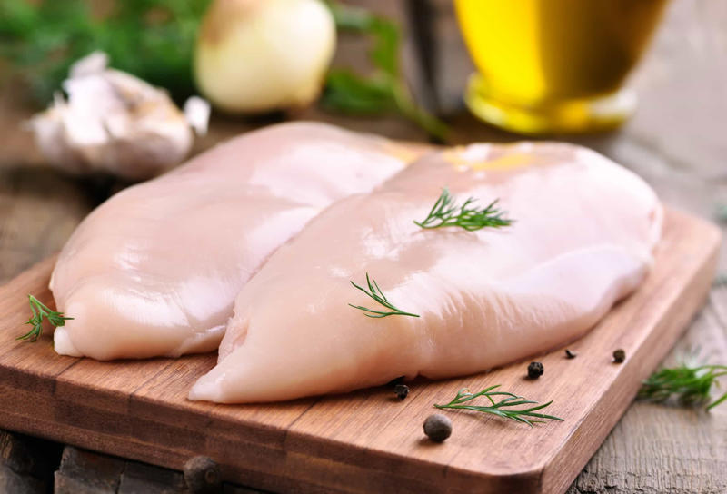 Green vegetables, Moldy fruit, Slimy film, Olive oil, Shellfish, Canned goods, Mushy fruit, Frozen food