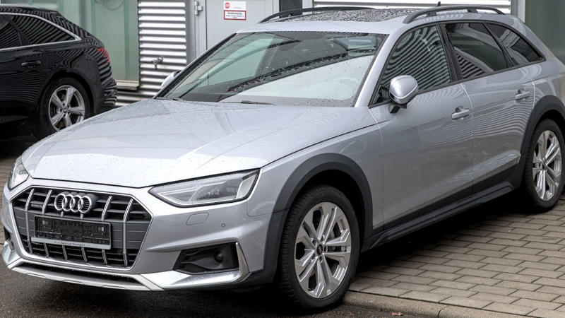 5. Audi Quattro A4 1. Subaru Outback, 2. Volvo XC60, 3. Subaru Forester, 4. BMW xDrive X3, 5. Audi Quattro A4, 6. Toyota RAV4, 7. Mercedes-Benz 4MATIC C-Class, 8. Jeep Grand Cherokee, 9. Honda CR-V, 10. Mazda CX-5, 1. Dodge Challenger, 2. Chevrolet Camaro, 3. Porsche 911 (RWD), 4. Ford Mustang, 5. BMW Z4, 6. Chevrolet Corvette, 7. Dodge Charger (RWD), 8. Mazda MX-5 Miata, 9. Ford F-150 (2WD), 10. Nissan 370Z
