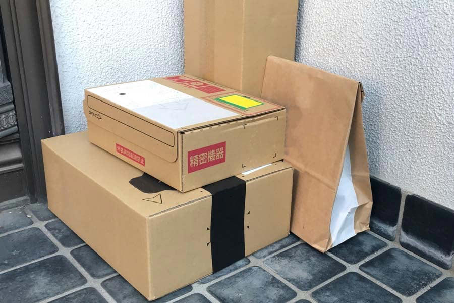 対面配送に追加料金時代, 置き配が切り拓く物流生産性, 都市設計を動かす物流, 配送価格改革と業態二極化, 宅配制度の構造的変革