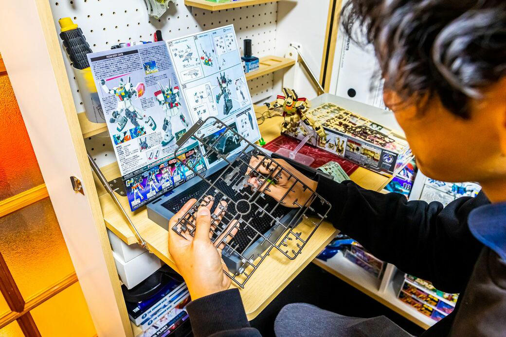 ガンダムは怒涛の供給が続く“不滅のコンテンツ”, ガンダムなら大人になっても遊んでいられる, 個性のない人生に“色”をつけてくれた「ガンダム愛」, 誰にも邪魔されない“趣味部屋”をつくる夢, 趣味と暮らしを両立させた部屋