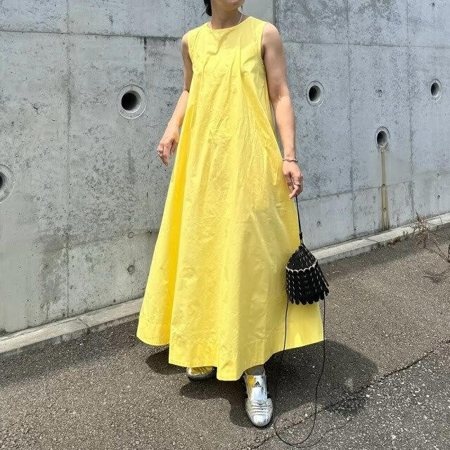 丸みのあるシルエットで旬な印象に, テラコッタカラーで大人の上品さを演出♪, 上品なマルチストライプ柄ですっきり！, 鮮やかイエローで夏の日差しに映える♡, ブラックデニムワンピースで上品に