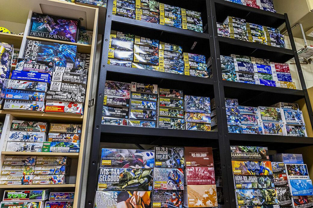 ガンダムは怒涛の供給が続く“不滅のコンテンツ”, ガンダムなら大人になっても遊んでいられる, 個性のない人生に“色”をつけてくれた「ガンダム愛」, 誰にも邪魔されない“趣味部屋”をつくる夢, 趣味と暮らしを両立させた部屋