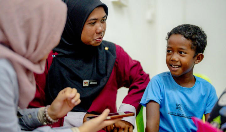 Three-Pronged Approach to Education Reform, Overcoming Geographic Isolation, Tailored Solutions Through RIMBA Module, Co-Teaching Model Shows Results, Building Confidence Beyond Academics, A Model for National Change