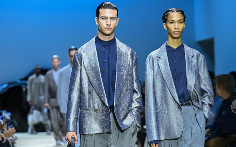 Models walk the runway during the Giorgio Armani collection show at Milan's Fashion Week Menswear Spring / Summer 2026, on June 23, 2025 in Milan Louis Vuitton, Louis Vuitton Menswear 2025/6, Saint Laurent, Saint Laurent Men's Show 2025/6, Giorgio Armani, Prada by Stephen Doig, Dolce & Gabbana
