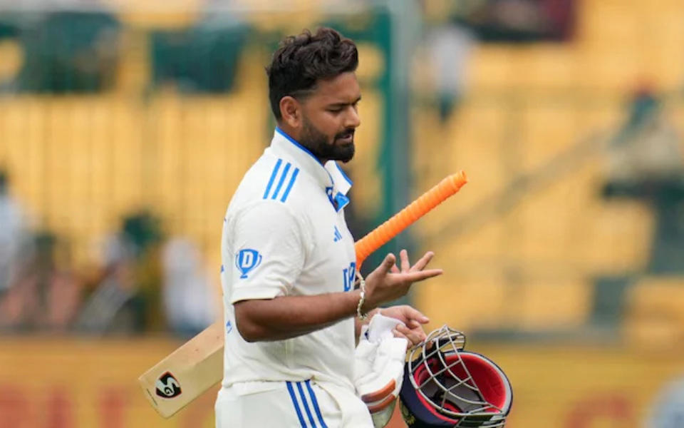 Rishabh Pant When is ENG vs IND 4th Test Match?, England is leading the series, 4 Players of team India are injured, 4. Rishabh Pant, 3. Akash Deep, 2. Arshdeep Singh, 1. Nitish Kumar Reddy, 4 Pakistani cricketers who cheated on their wives