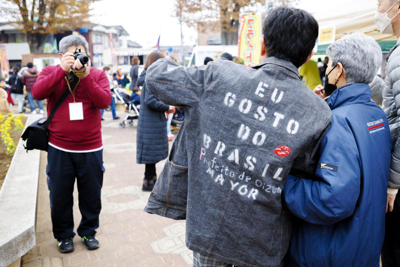 ■自由奔放な青年時代を送り　高校も大学も中退した, ■在日韓国人の「兄貴」との付き合いでわいた疑問, ■「外国人ばかり優遇」　批判には理屈で説明する, ■票にならない人々のために　批判を受けても走り回る