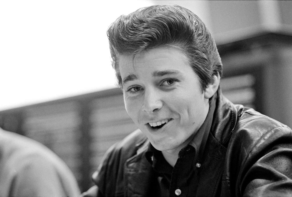 70s heartthrob dies aged 81 after stage four cancer battle