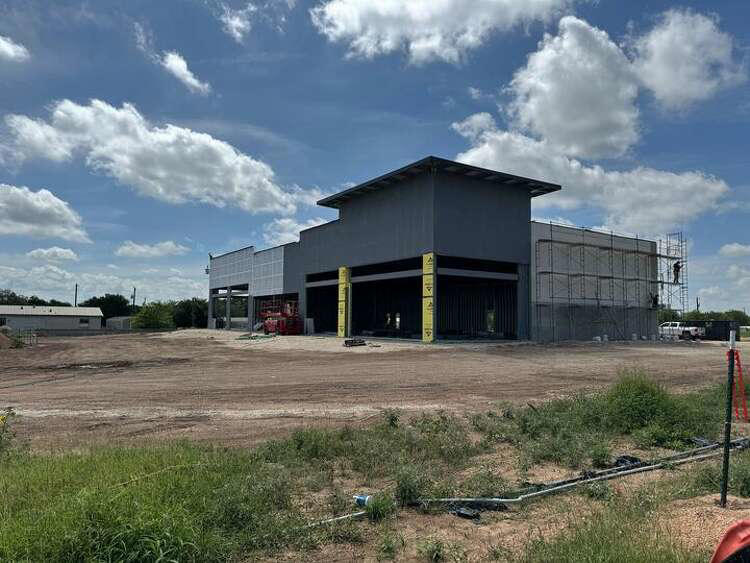 What shopping center is coming to Castroville?, What's the latest update on Alsatian Oaks?, What's new with Town East Crossing?, What shakeups have occurred during the development process?, Related Reading