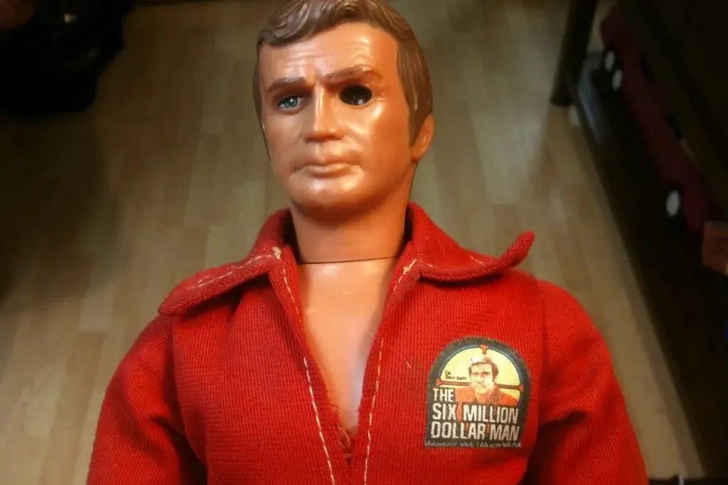 7. The Six Million Dollar Man Action Figure 1. Magic 8-Ball, 2. Pet Rock, 3. The Bionic Woman Doll, 4. Rock ‘Em Sock ‘Em Robots, 5. Evel Knievel Stunt Cycle, 6. Lite-Brite, 7. The Six Million Dollar Man Action Figure, 8. The Clackers