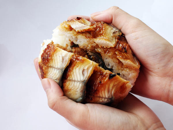 1・衝撃のうなぎバーガー, 2・うなぎ×カツの力強いタッグ, 3・これで満足！大きなうなぎ握り, 4・リッチなうなぎ×洋食 , 5・どんな味？うなぎビビンバ