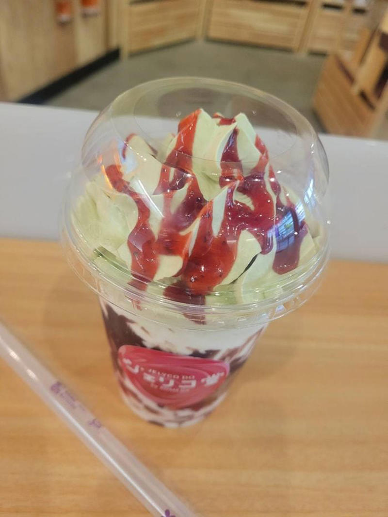 香港でしか飲めなかったコメダの謎ドリンク, 組み合わせは1000通り以上、自分好みのジェリコが楽しめる, 迷ったらオススメの組み合わせで注文, 店内はコメダ珈琲店ほどの「くつろぎ」はない, ジェリコでテイクアウト需要を開拓？, 付加価値をつけ、高単価を狙える業態だ