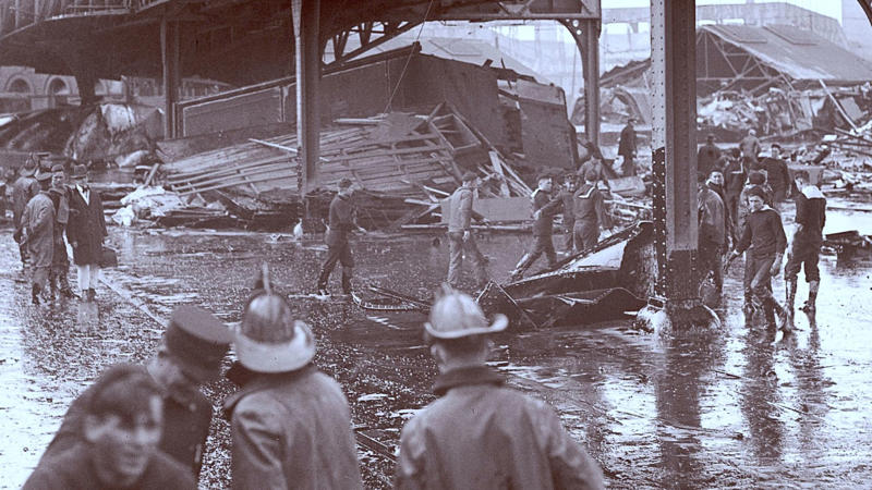 8. The Great Molasses Flood 1. The Great Emu War Of Australia, 2. The Battle Of Los Angeles, 3. The Dancing Plague Of 1518, 4. The Mystery Of The Voynich Manuscript, 5. The Defenestration Of Prague, 6. The Cadaver Synod, 7. The Great Moon Hoax, 8. The Great Molasses Flood, 9. The Anglo-Zanzibar War, 10. The Tanganyika Laughter Epidemic, 11. The Battle Of The Sexes 1973, 12. The French Revolution’s Women's March, 13. The Peshtigo Fire, 14. The Radium Girls’ Fight For Justice, 15. WWII’s Undersea Reindeer, 16. Queen Elizabeth II Was Never Supposed To Be Queen, 17. The Tanzanian Revolution, 18. The 1928 Women’s Olympics, 19. The Catapulting Of Women’s Rights In Iceland, 20. The Sinking Of The USS Scorpion