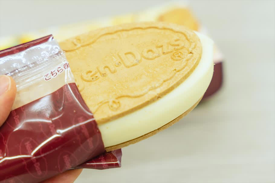 かき氷×ハーゲンダッツ!?ねり食べ推奨のジェラート2品, 玉露の旨味が詰まった贅沢すぎるハーゲンダッツ, ゆずが広がる！美味しさに驚くクリスピーサンド, ハーゲンダッツで今年の夏を満喫！