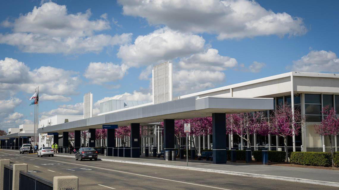 Where can I fly direct from Fresno airport in 2025? , Where can I fly from Fresno for less than 0?, What are round-trip flights out of Fresno airport?, What are baggage fees for American Airlines? Southwest?, How expensive is parking at Fresno airport?, What are food and drink prices at Fresno airport?, How much does it cost to take Uber ride to airport?