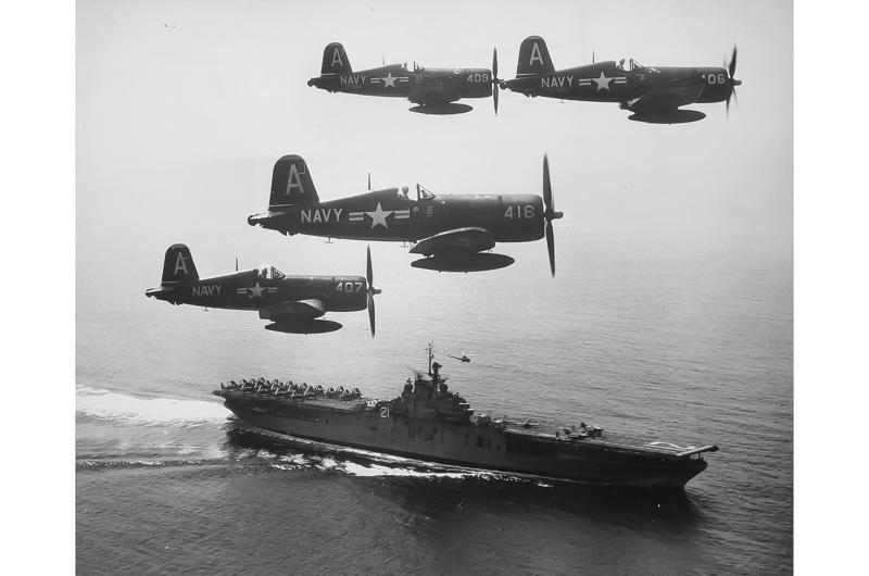 5: Vought F4U Corsair 10: Grumman F-14 Tomcat, 9: Lockheed Martin F-22 Raptor, 8: McDonnell Douglas F-4 Phantom II, 7: North American F-86 Sabre, 6: F-15 Eagle, 5: Vought F4U Corsair, 4: Grumman F4F/FM Wildcat, 3: Republic P-47 Thunderbolt, 2: North American P-51 Mustang, 1: Grumman F6F Hellcat