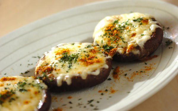 カリフラワーのチーズ焼き, ゆで卵のチーズ焼き, チキンのトマトチーズ焼き, ネギののりチーズ焼き, 豆腐のみそチーズ焼き, ナスのおかかチーズ焼き, 鶏ささみのチーズ焼き, ズッキーニのみそチーズ焼き, しいたけのチーズ焼き