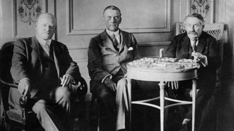 1. Calvin Coolidge Sworn In As President, 2. The Scopes "Monkey" Trial, 3. Benito Mussolini Establishes A Dictatorship, 4. Nellie Tayloe Ross Becomes The First Female US Governor, 5. The KKK Marches Through Washington, D.C., 6. Balto Becomes A National Hero, 7. Al Capone Gains Power In Chicago, 8. The US's Deadliest Tornado Touches Down In Missouri, 9. The Nazi SS Is Founded, 10. The First Successful TV Broadcast Occurs, 11. Pickwick Club Collapse, 12. Locarno Treaties Were Created, 13. Percy Fawcett Disappears, 14. Madge Oberholtzer Is Murdered, 15. Norway's Capital Is Renamed Oslo, 16. Afrikaans Becomes The Official Language Of South Africa, 17. Babe Ruth Is Rushed To The Hospital, 18. Cyprus Is Colonized By The British, 19. Protests Begin In China, 20. The Rif Republic Is Declared In Morocco