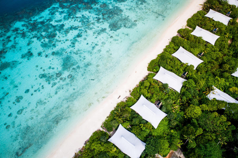 1. Cayo Espanto hotel, 2. Hotel Palafitte, 3. Banyan Tree Mayakoba hotel, 4. Constance Prince Maurice hotel, 5. Bawah Reserve hotel, 6. The St Regis Langkawi hotel, 7. Underwater Room, The Manta Resort hotel, 8. The Boat House, Pengelly Retreat hotel, 9. Misool hotel, 10. Panvaree Resort hotel