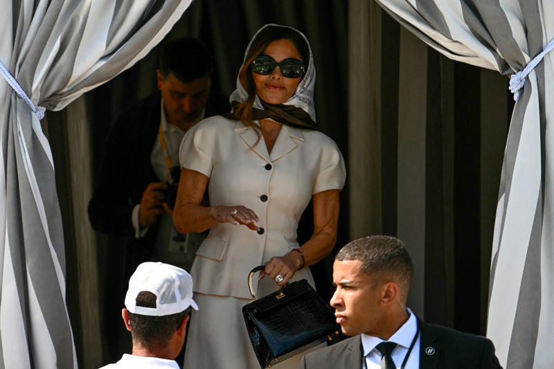 Key Points, Sánchez Bezos posted BTS look from her wedding day, Sánchez Bezos thanks Dolce &amp; Gabbana, The Bezos's step out after the wedding, Sánchez shows off rings, bracelet, How much did Lauren Sánchez pay for her wedding dress?, Sánchez reaches out to Katy Perry amid Orlando Bloom split, Anna Wintour helped Sánchez pick out a wedding gown, Bezos and Sánchez have reportedly signed a prenup, How much will the wedding cost?, When did Bezos and Sánchez get engaged?, Bezos’s gift to Sánchez revealed, Lauren Sánchez's net worth revealed, Jeff Bezos mannequin floats down canal ahead of wedding, President Trump received a wedding invite, Media frenzy continues, A look at who attended the wedding, Best and worst looks revealed, First reaction to Sánchez's wedding dress, Security remains on patrol in Venice, First look at Sánchez's wedding dress, Sánchez changes Instagram name, scrubs account, Controversy over wedding continues to set social media ablaze, Bezos and Sánchez have tied the knot, Sánchez reaches out to Katy Perry amid Orlando Bloom split, Orlando Bloom seen enjoying evening after Katy Perry split, Brooks Nader joins in the party, Onlookers react to Sánchez's demure morning look, Kendall and Kylie Jenner emerge, General wedding attire round up, Kylie Jenner shows off outfit on Instagram, Singer Ellie Goulding joins the party, Orlando Bloom looks sharp, Khloe Kardashian celebrates 41st birthday, Island hosting Friday night's celebration 'to remain open to public', Leonardo DiCaprio continues to hide behind ball cap, Khloe Kardashian opts for a light pink feathered ensemble, Kim Kardashian dons all-black, Kylie Jenner wears ... white?, Kris Jenner and Corey Gamble, Usher and Tom Brady cruise the canals in style, Ivanka Trump gives 'Wicked' vibes, Karlie Kloss seen boarding water taxi, Jewel arrives for the wedding, Oprah Winfrey and Gayle King depart for wedding, Bill Gates leaves Venice hotel, Designers Dolce &amp; Gabbana are in Venice, Bezos's adoptive father spotted, Bezos flanked by security en route to wedding, Bezos emerges from Aman Hotel, Kylie Jenner shares BTS from Thursday night, Onlookers continue to rage against wedding, Sánchez flashes two huge diamonds, Pregnant Karlie Kloss joined by husband Joshua Kushner, Sydney Sweeney joins in the celebrations, Latest wedding venue details revealed, Protests continue in Venice, Lauren Sánchez's net worth revealed, Lauren Sánchez spotted on the morning of her wedding, Kardashians post BTS photos from Thursday, Bill Gates seen with partner Paula Hurd, Blue skies after wild storm, Usher and wife pose for photos ahead of ceremony, Venice wedding day weather report, Orlando Bloom prepares for the ceremony, Best and worst looks roundup, Bezos and Sánchez may already be married, All the celebrities set to attend the wedding, Bezos’s gift to Sánchez revealed, Bezos's lookalike steals the show, Thunderstorm puts swift end to wedding party, When did Bezos and Sánchez get engaged?, Thursday's top-secret bash was 'no phone zone', Bezos and Sánchez show affection in Venice, Ivanka Trump is 'ready to celebrate', Sánchez's dress draws strong opinions, How many water taxis are being used?, How much will the wedding cost?, Kris Jenner and boyfriend Corey Gamble are all smiles, Bezos's gift to Sánchez revealed, Onlookers react to Bezos-Sánchez wedding, Bezos and Sánchez have reportedly signed a prenup, More Venice arrivals, Bezos and Sánchez 'sent guests mood boards', Bezos and Sánchez are keeping details closely guarded, Best and worst looks roundup, Oprah waves to the crowd, Bezos and Sánchez may already be married, A closer look at Lauren Sánchez's dress, Kylie and Kendall Jenner arrive, More royal arrivals in Venice, Leonardo DiCaprio arrives clad in baseball cap, Kim, Khloe, and Kris on the canal, DJ Kygo to perform at wedding, Gayle King, Bill Gates arrive in Venice, Bezos and Sánchez acknowledge his lookalike, Tom Brady boards water taxi, Bezos and Sánchez turn heads leaving luxury hotel, Orlando Bloom spotted with mystery woman, Venice mayor defends luxe nuptials