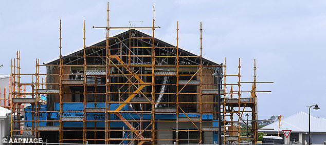 Don't trust the display home, Always get an independent inspection, Read the contract , Never use the builders' surveyor or certifier, What to focus on 