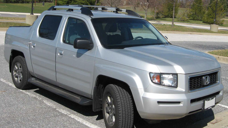 1. Chevrolet Camaro, 2. Dodge Challenger, 3. Range Rover Evoque, 4. Lexus CT200h, 5. Cadillac ATS Coupe, 6. BMW i8, 7. Toyota C-HR, 8. Nissan Murano CrossCabriolet, 9. Acura ZDX, 10. Pontiac Aztek, 1. Honda Pilot, 2. Subaru Forester, 3. Toyota 4Runner, 4. Jeep Wrangler, 5. Volvo XC90, 6. Nissan Cube, 7. Honda Ridgeline, 8. Kia Soul, 9. Ford Transit Connect, 10. Scion xB