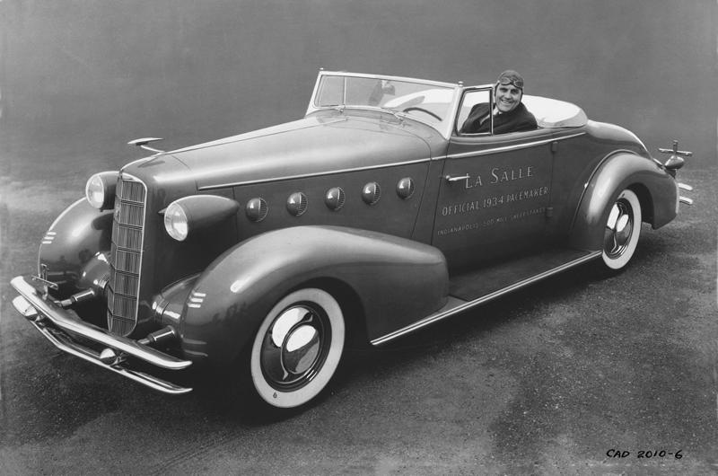 1. 1920 Cadillac Type 59 Touring, 2. 1927 LaSalle, 3. 1930 Cadillac Series 452 V-16 Roadster, 4. 1931 Buick Series 80 Sedan, 5. 1934 LaSalle Two-Door Convertible Coupe, 6. 1936 Buick Roadmaster Series 80 Sedan, 7. 1938 Cadillac Sixty Special 60 S Touring, 8. 1938 Buick Roadmaster Model 81 Sedan, 9. 1940 Buick Roadmaster Series 70 Sedan, 10. 1942 Buick Roadmaster Convertible Coupe, 11. 1947 Cadillac 62 Series Convertible, 12. 1949 Buick Roadmaster Riviera Convertible, 13. 1953 Chevrolet Corvette, 14. 1953 GM Futurliner, 15. 1954 Buick Roadmaster Riveira Coupe, 16. 1955 Chevrolet Bel Air Convertible, 17. 1957 Buick Roadmaster Series 70, 18. 1957 Pontiac Star Chief Custom Bonneville Convertible, 19. 1957 Cadillac Fleetwood Sixty Special Sedan, 20. 1959 Pontiac Bonneville Vista Hardtop