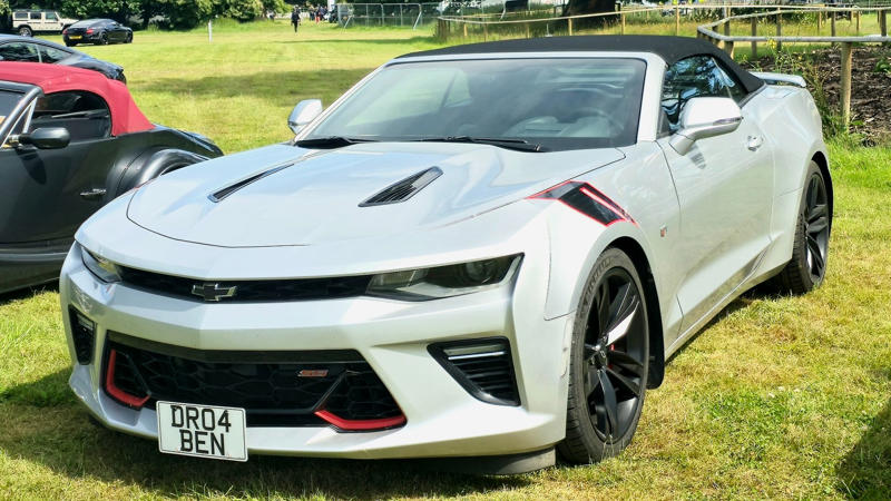1. Chevrolet Camaro, 2. Dodge Challenger, 3. Range Rover Evoque, 4. Lexus CT200h, 5. Cadillac ATS Coupe, 6. BMW i8, 7. Toyota C-HR, 8. Nissan Murano CrossCabriolet, 9. Acura ZDX, 10. Pontiac Aztek, 1. Honda Pilot, 2. Subaru Forester, 3. Toyota 4Runner, 4. Jeep Wrangler, 5. Volvo XC90, 6. Nissan Cube, 7. Honda Ridgeline, 8. Kia Soul, 9. Ford Transit Connect, 10. Scion xB