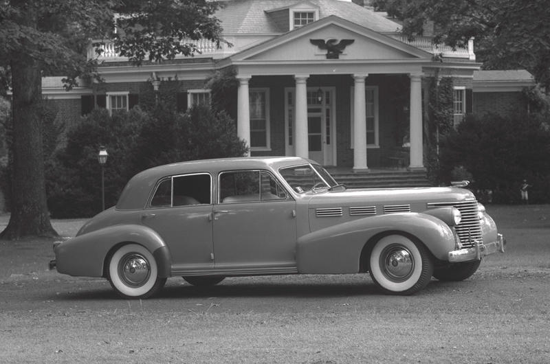 1. 1920 Cadillac Type 59 Touring, 2. 1927 LaSalle, 3. 1930 Cadillac Series 452 V-16 Roadster, 4. 1931 Buick Series 80 Sedan, 5. 1934 LaSalle Two-Door Convertible Coupe, 6. 1936 Buick Roadmaster Series 80 Sedan, 7. 1938 Cadillac Sixty Special 60 S Touring, 8. 1938 Buick Roadmaster Model 81 Sedan, 9. 1940 Buick Roadmaster Series 70 Sedan, 10. 1942 Buick Roadmaster Convertible Coupe, 11. 1947 Cadillac 62 Series Convertible, 12. 1949 Buick Roadmaster Riviera Convertible, 13. 1953 Chevrolet Corvette, 14. 1953 GM Futurliner, 15. 1954 Buick Roadmaster Riveira Coupe, 16. 1955 Chevrolet Bel Air Convertible, 17. 1957 Buick Roadmaster Series 70, 18. 1957 Pontiac Star Chief Custom Bonneville Convertible, 19. 1957 Cadillac Fleetwood Sixty Special Sedan, 20. 1959 Pontiac Bonneville Vista Hardtop