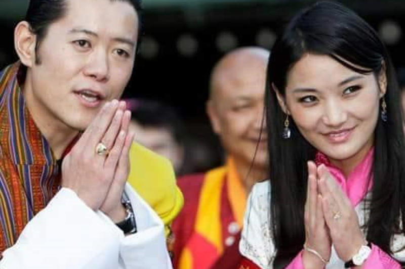 Young and glamorous royals, Parents of three young children, Sonam Yangden Wangchuck, Family photos, Jigme Ugyen Wangchuck, The eldest: Jigme Namgyel Wangchuck, The Himalayan Kate Middleton, The Kingdom of Bhutan, The 'Dark Southland', Happy country, No mass tourism in Bhutan, The Wangchuck dynasty, A new democracy, King Jigme Khesar: crowning ceremony, The second youngest king in the world, Three days of festivities, Jigme Khesar: Prince Charming, The Dragon King gets engaged, Jetsun Pema, The king takes his own photos, The wedding day, Wedding of the King and Queen of Bhutan, Very different from William and Kate's wedding, True love, Why are they called Dragon King and Queen?, William and Kate visit Bhutan, Two glamorous royals from East and West, "The People's King", The little Crown Prince of Bhutan, The Dragon King and his son, The future Japanese Emperor and Bhutanese King