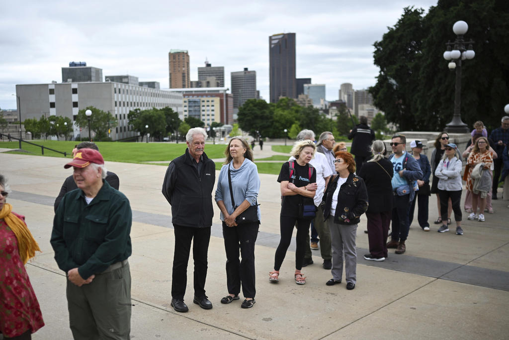 The service, The scene at the Capitol, A hearing takes a twist, The case continues