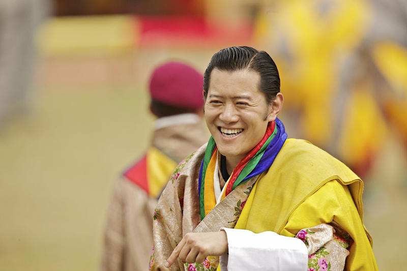 Young and glamorous royals, Parents of three young children, Sonam Yangden Wangchuck, Family photos, Jigme Ugyen Wangchuck, The eldest: Jigme Namgyel Wangchuck, The Himalayan Kate Middleton, The Kingdom of Bhutan, The 'Dark Southland', Happy country, No mass tourism in Bhutan, The Wangchuck dynasty, A new democracy, King Jigme Khesar: crowning ceremony, The second youngest king in the world, Three days of festivities, Jigme Khesar: Prince Charming, The Dragon King gets engaged, Jetsun Pema, The king takes his own photos, The wedding day, Wedding of the King and Queen of Bhutan, Very different from William and Kate's wedding, True love, Why are they called Dragon King and Queen?, William and Kate visit Bhutan, Two glamorous royals from East and West, "The People's King", The little Crown Prince of Bhutan, The Dragon King and his son, The future Japanese Emperor and Bhutanese King