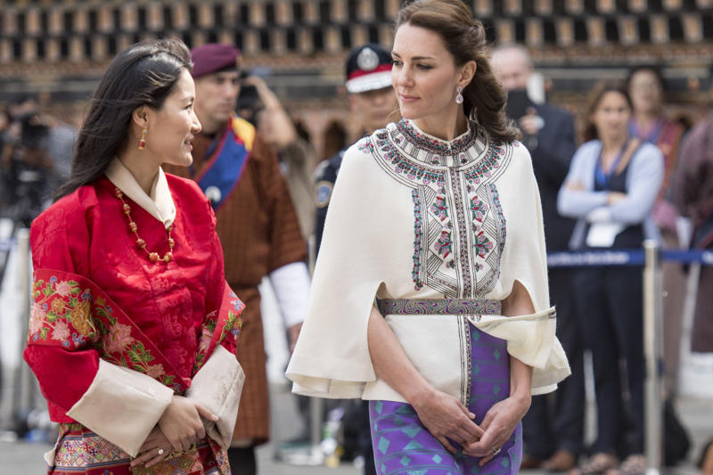 Young and glamorous royals, Parents of three young children, Sonam Yangden Wangchuck, Family photos, Jigme Ugyen Wangchuck, The eldest: Jigme Namgyel Wangchuck, The Himalayan Kate Middleton, The Kingdom of Bhutan, The 'Dark Southland', Happy country, No mass tourism in Bhutan, The Wangchuck dynasty, A new democracy, King Jigme Khesar: crowning ceremony, The second youngest king in the world, Three days of festivities, Jigme Khesar: Prince Charming, The Dragon King gets engaged, Jetsun Pema, The king takes his own photos, The wedding day, Wedding of the King and Queen of Bhutan, Very different from William and Kate's wedding, True love, Why are they called Dragon King and Queen?, William and Kate visit Bhutan, Two glamorous royals from East and West, "The People's King", The little Crown Prince of Bhutan, The Dragon King and his son, The future Japanese Emperor and Bhutanese King