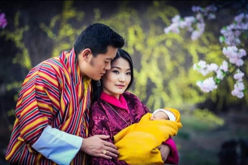 Young and glamorous royals, Parents of three young children, Sonam Yangden Wangchuck, Family photos, Jigme Ugyen Wangchuck, The eldest: Jigme Namgyel Wangchuck, The Himalayan Kate Middleton, The Kingdom of Bhutan, The 'Dark Southland', Happy country, No mass tourism in Bhutan, The Wangchuck dynasty, A new democracy, King Jigme Khesar: crowning ceremony, The second youngest king in the world, Three days of festivities, Jigme Khesar: Prince Charming, The Dragon King gets engaged, Jetsun Pema, The king takes his own photos, The wedding day, Wedding of the King and Queen of Bhutan, Very different from William and Kate's wedding, True love, Why are they called Dragon King and Queen?, William and Kate visit Bhutan, Two glamorous royals from East and West, "The People's King", The little Crown Prince of Bhutan, The Dragon King and his son, The future Japanese Emperor and Bhutanese King