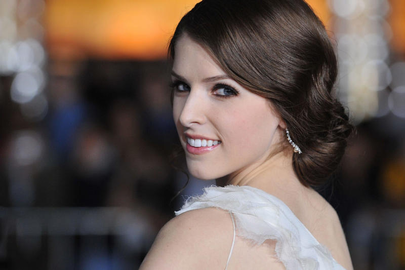 The franchise that rocked the naughties, Kristen Stewart, Recently married, Taylor Lautner, Taylor Lautner: nice to look at, Kristen Stewart: here to stay in Hollywood, Taylor Lautner: a fading wolf, One star for Lautner, Robert Pattinson, Robert Pattinson: a man of many roles and faces, Robert Pattinson: circling the Oscar nomination, The Batman, Ashley Greene, Ashley Greene: bad luck in roles, Kellan Lutz, Kellan Lutz: a fading star, MacKenzie Foy, MacKenzie Foy: destined for great things, Rami Malek, Rami Malek: a superstar, Anna Kendrick, Anna Kendrick: a musical and comedy talent, Peter Facinelli, Peter Facinelli: going from strength to strength... professionally, Billy Burke, Billy Burke: the actor who rode the wave, Elizabeth Reaser, Elizabeth Reaser: a Netflix staple, Nikki Reed, Nikki Reed: the successful quiet life, Jackson Rathbone
