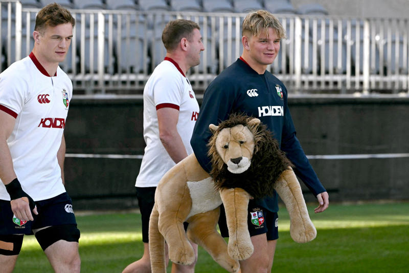 Lions vs Western Force latest news, LIONS TRY!, Lions 7-7 Western Force, Lions 7-7 Western Force, Lions 7-7 Western Force, Lions 7-7 Western Force, Lions 7-7 Western Force, Lions 7-7 Western Force, Lions 7-7 Western Force, FORCE TRY!, LIONS TRY!, Kick-off!, Coin toss, Sheehan on Western Force, Andy Farrell to Sky Sports, Dolly out, Horton in, Head to head, Captain's Run, Hansen wary of Force threat, Sheehan in as skipper, Pollock is no 'pest', Western Force vs British and Irish Lions prediction, Western Force lineup, Western Force team news, British and Irish Lions lineup, Lions team news, How to watch Western Force vs British and Irish Lions