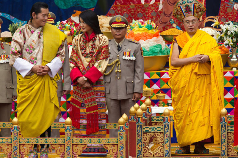 Young and glamorous royals, Parents of three young children, Sonam Yangden Wangchuck, Family photos, Jigme Ugyen Wangchuck, The eldest: Jigme Namgyel Wangchuck, The Himalayan Kate Middleton, The Kingdom of Bhutan, The 'Dark Southland', Happy country, No mass tourism in Bhutan, The Wangchuck dynasty, A new democracy, King Jigme Khesar: crowning ceremony, The second youngest king in the world, Three days of festivities, Jigme Khesar: Prince Charming, The Dragon King gets engaged, Jetsun Pema, The king takes his own photos, The wedding day, Wedding of the King and Queen of Bhutan, Very different from William and Kate's wedding, True love, Why are they called Dragon King and Queen?, William and Kate visit Bhutan, Two glamorous royals from East and West, "The People's King", The little Crown Prince of Bhutan, The Dragon King and his son, The future Japanese Emperor and Bhutanese King