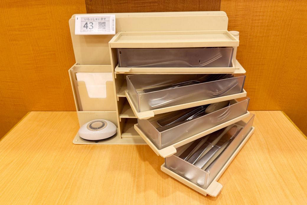 どリバーと同じ価格、実質的に「朝食無料」？, 朝サイゼのフォッカチオセット300円, 追加アレンジをしてもワンコイン以内の価格設定がスゴイ, ドリンクバーで本場イタリアのコーヒーを味わう, 現在1店舗のみ実施の朝サイゼ、試験導入から全国区へ！, 堅実にして大胆なサイゼは、大きな変化を遂げつつある, モーニングでも効率化で低価格を実現？