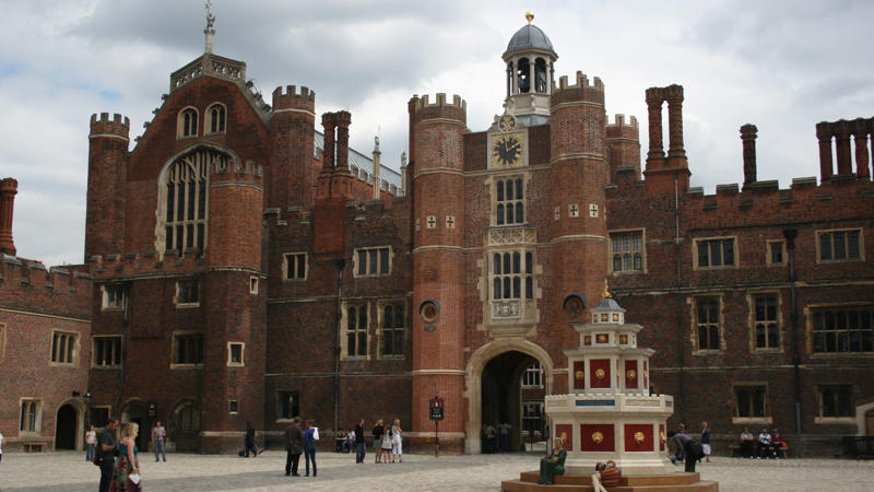 Palaces, Cottages, And Everything Between, Buckingham Palace, Windsor Castle, Palace Of Holyroodhouse, Hillsborough Castle, Clarence House, St James’s Palace, Bagshot Park, Wren House, Balmoral Castle, Highgrove House, Birkhall, Llwynywermod, Dumfries House, Tamarisk House, Eltham Palace, Hampton Court Palace, Kew Palace, Richmond Palace, Greenwich Palace (Palace Of Placentia), Nonsuch Palace, Whitehall Palace, Frogmore House, Royal Lodge, Thatched House Lodge, Marlborough House, Lancaster House, York House, Ivy Cottage, Nottingham Cottage, Fort Belvedere, Craigowan Lodge, Osborne House, Carisbrooke Castle, Ravenscourt Park House, Audley End House, Tower Of London, Gloucester House, Anmer Hall, Gatcombe Park, 145 Piccadilly, Bentley Priory